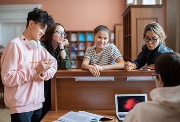 Home - Study Abroad Consultancy in UK | Infinity UK Education & Training